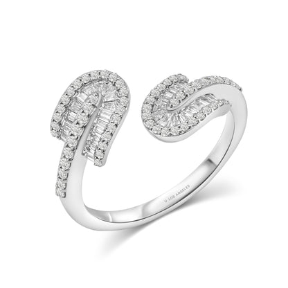 U Duo Twisted Baguette Ring